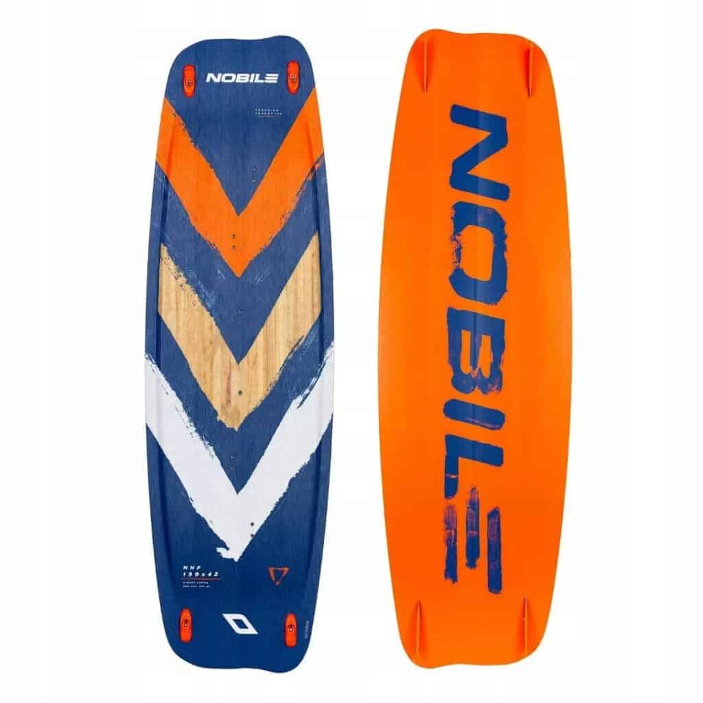 Deska kitesurfingowa Nobile do 2026 roku, idealna do sportów wodnych.