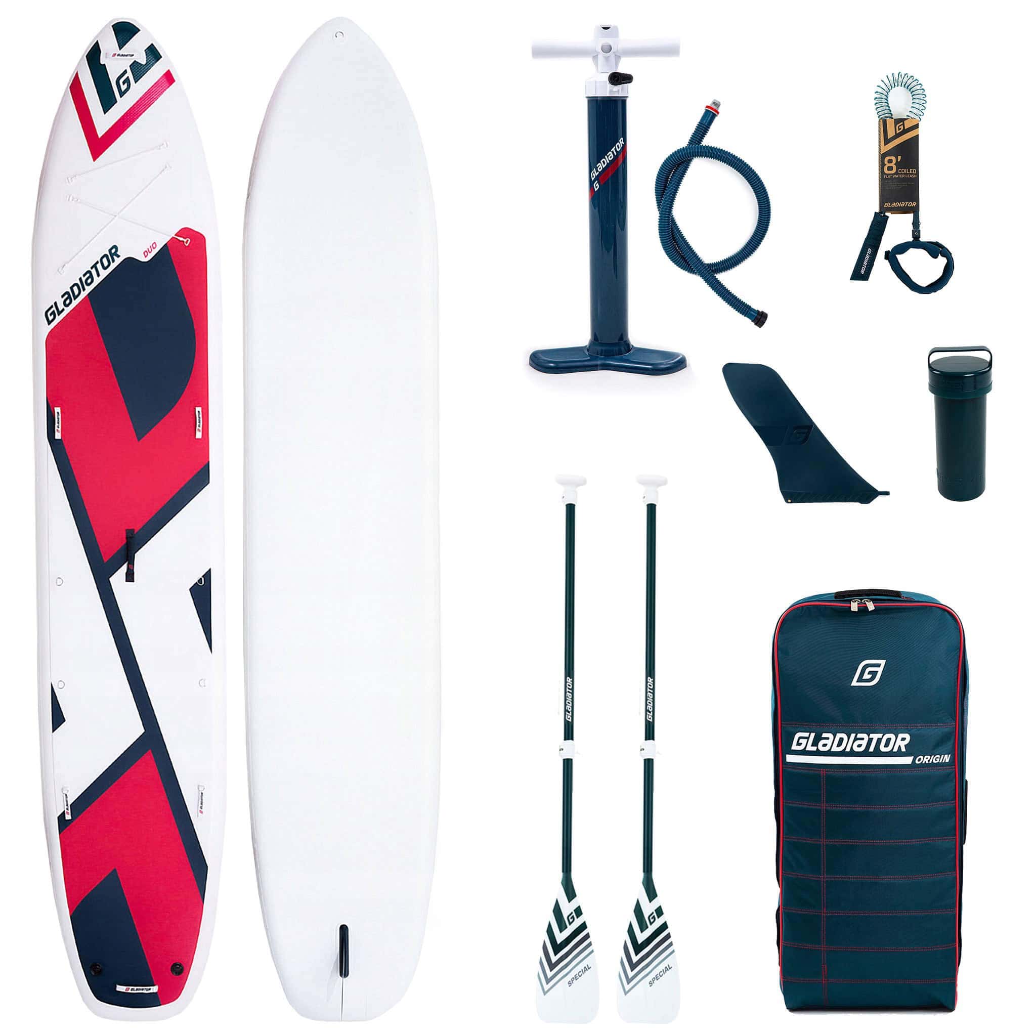 Deska windsurfingowa z osprzętem i torbą.